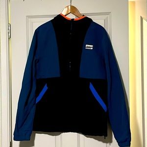 Black and blue Saucony running jacket large
